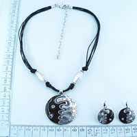 Fashion jewellery set - necklace