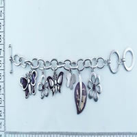 Fashion bracelet with butterfly 8147