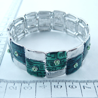 Elastic bangle in green 68181