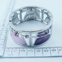 Fashion bangle in purple