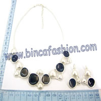 Alloy jewellery set