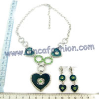 Fashion jewellery set