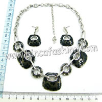 Fashion jewellery set