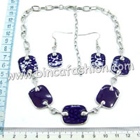 Alloy necklace set